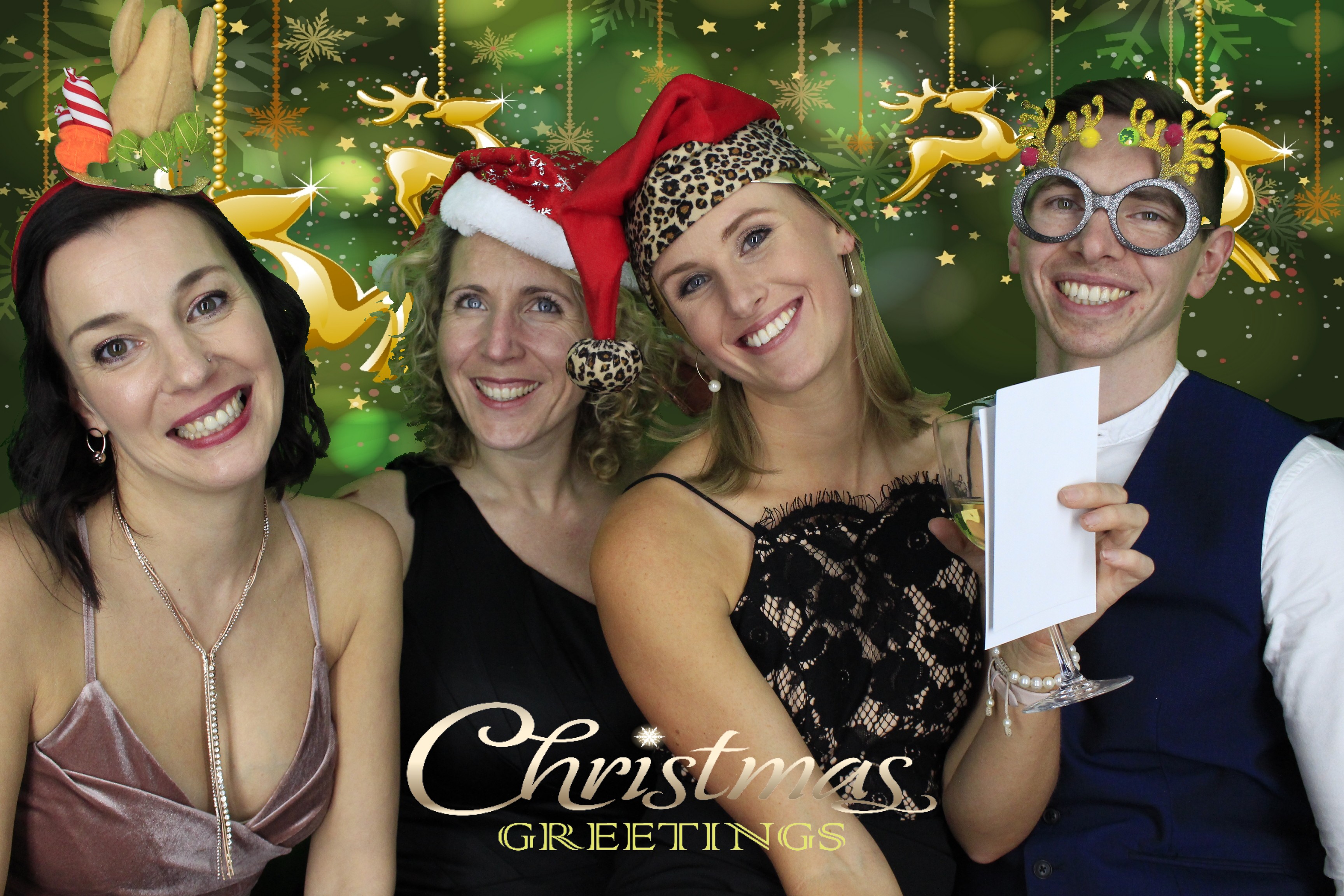 Acosta Europe Christmas Party 2018 | View more photos from the event at gallery.myphotoboothexperience.co.uk/u/MyPhotoBoothExperienceLtd/Acosta-Europe-Christmas-Party-2018